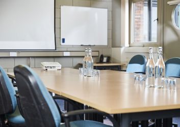 How to effectively chair a meeting